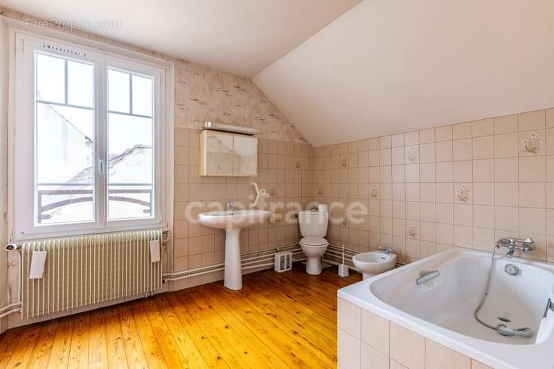 Maison à FERE-EN-TARDENOIS