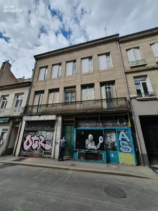 Appartement à SAINT-ETIENNE