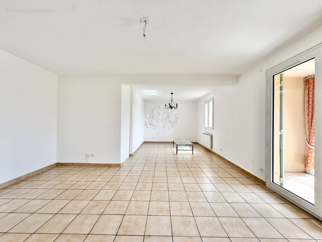 Appartement à SANARY-SUR-MER