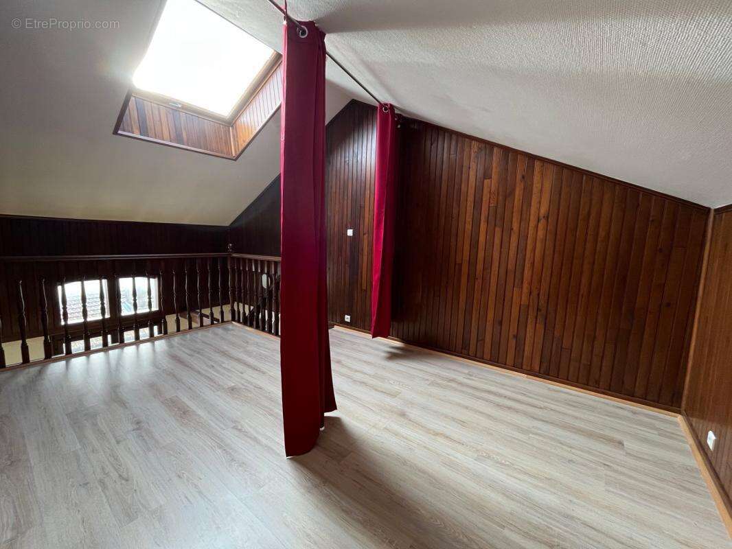 Appartement en duplex au centre-ville de Bar-le-Duc ! - photo 9