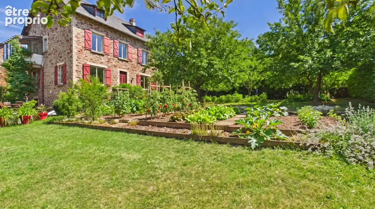 Maison en pierre de 175 m² aux portes de Rodez (Secteur Bourran) - photo 1