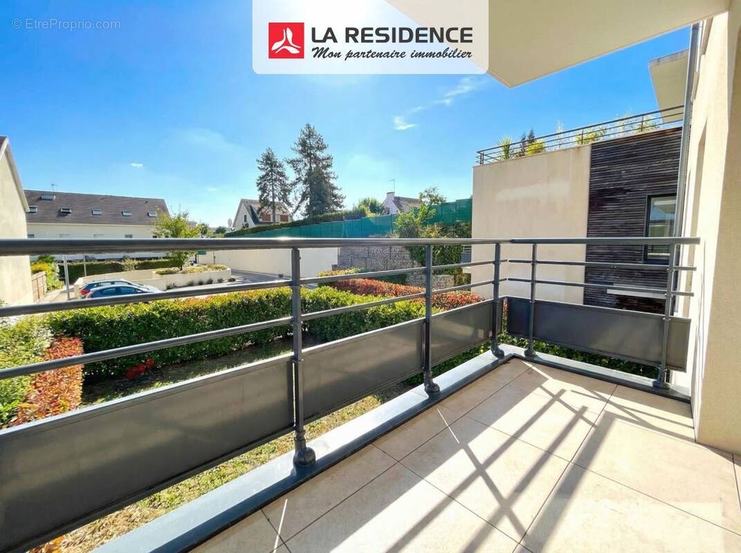 Appartement à VERNEUIL-SUR-SEINE