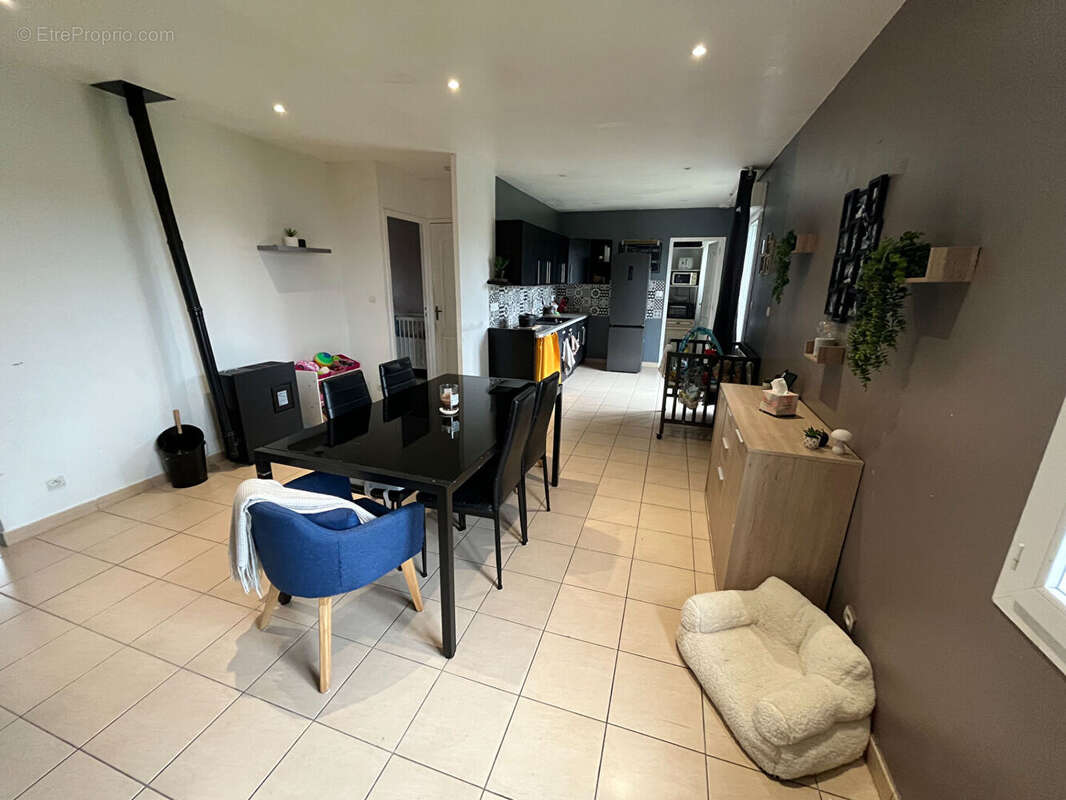 Maison à BANNEVILLE-SUR-AJON