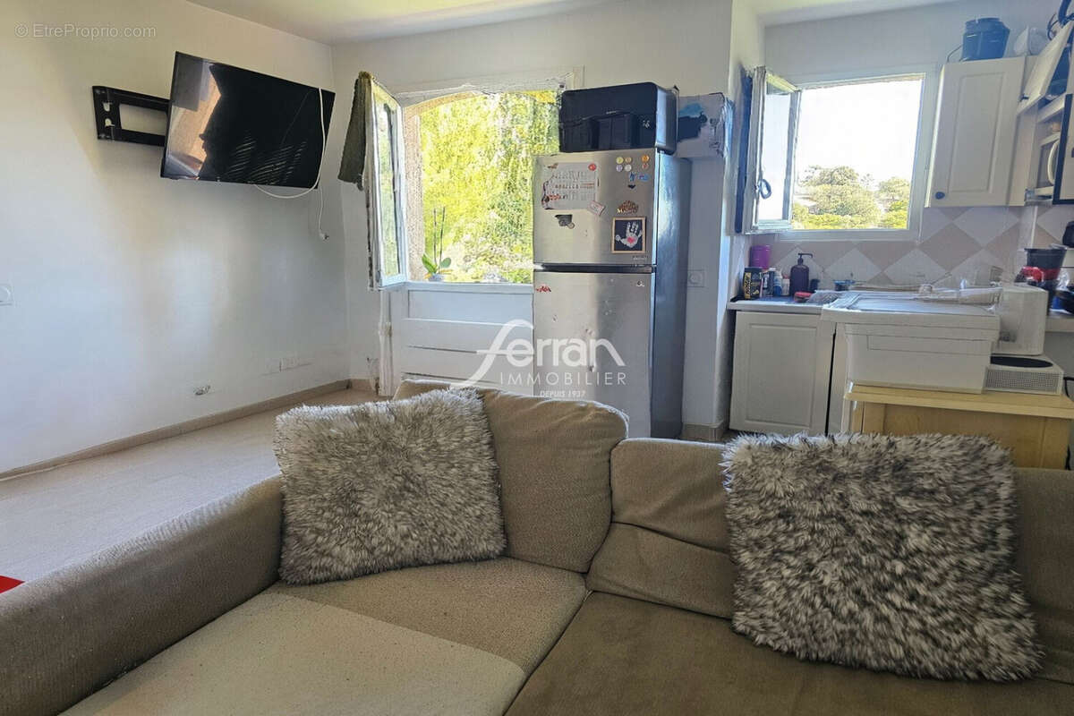 Appartement à LES ISSAMBRES