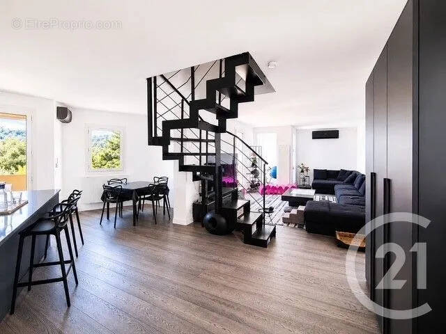 Appartement à ROQUEBRUNE-CAP-MARTIN