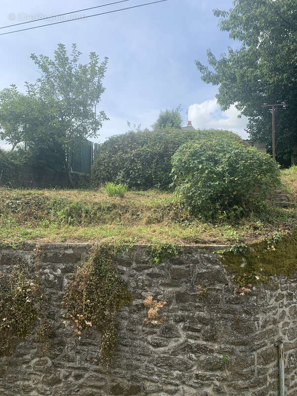 Maison à AMBRIERES-LES-VALLEES