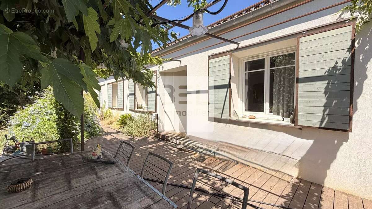 Maison à ARAMON