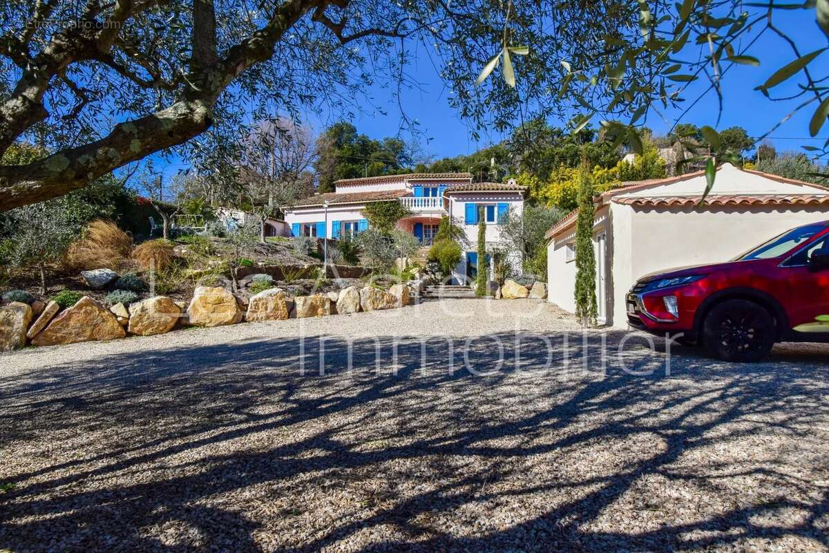 Maison à LES ADRETS-DE-L'ESTEREL