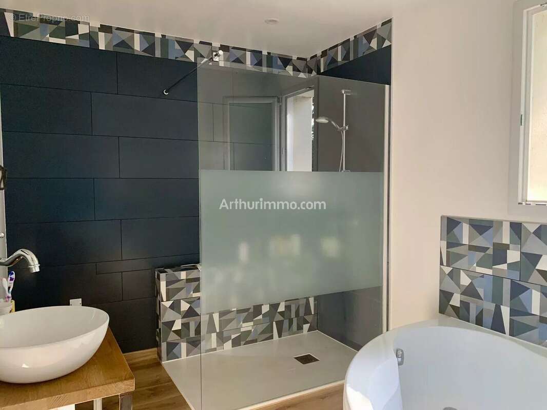 Maison à TREIZE-VENTS