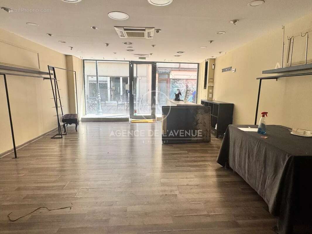 Commerce à LA SEYNE-SUR-MER