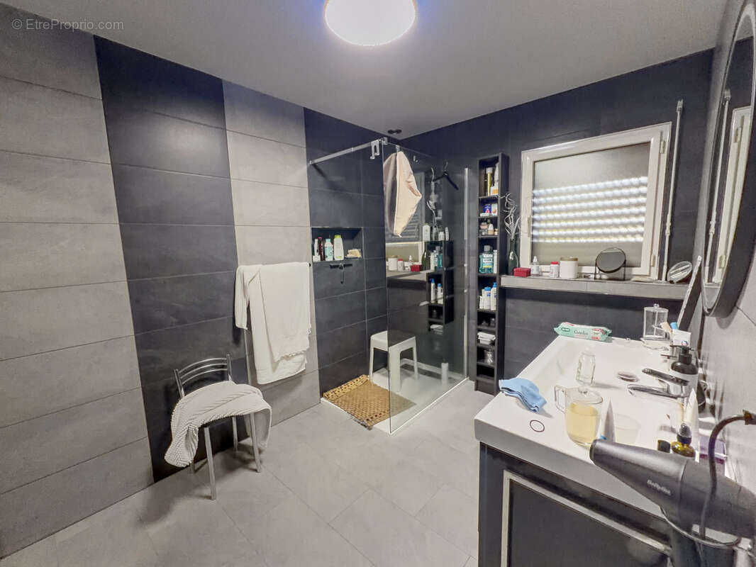 À vendre   baud, en cœur de ville - photo 10
