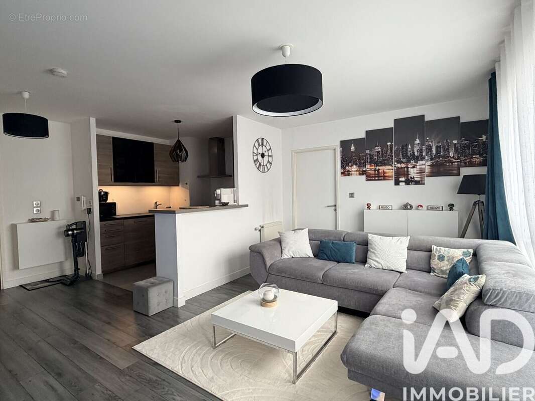 Photo 3 - Appartement à NEUILLY-SUR-MARNE