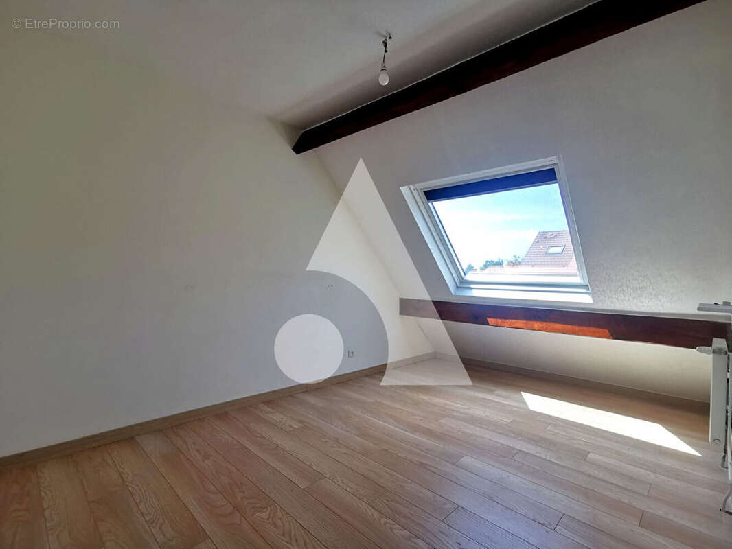 Maison à LA FRETTE-SUR-SEINE