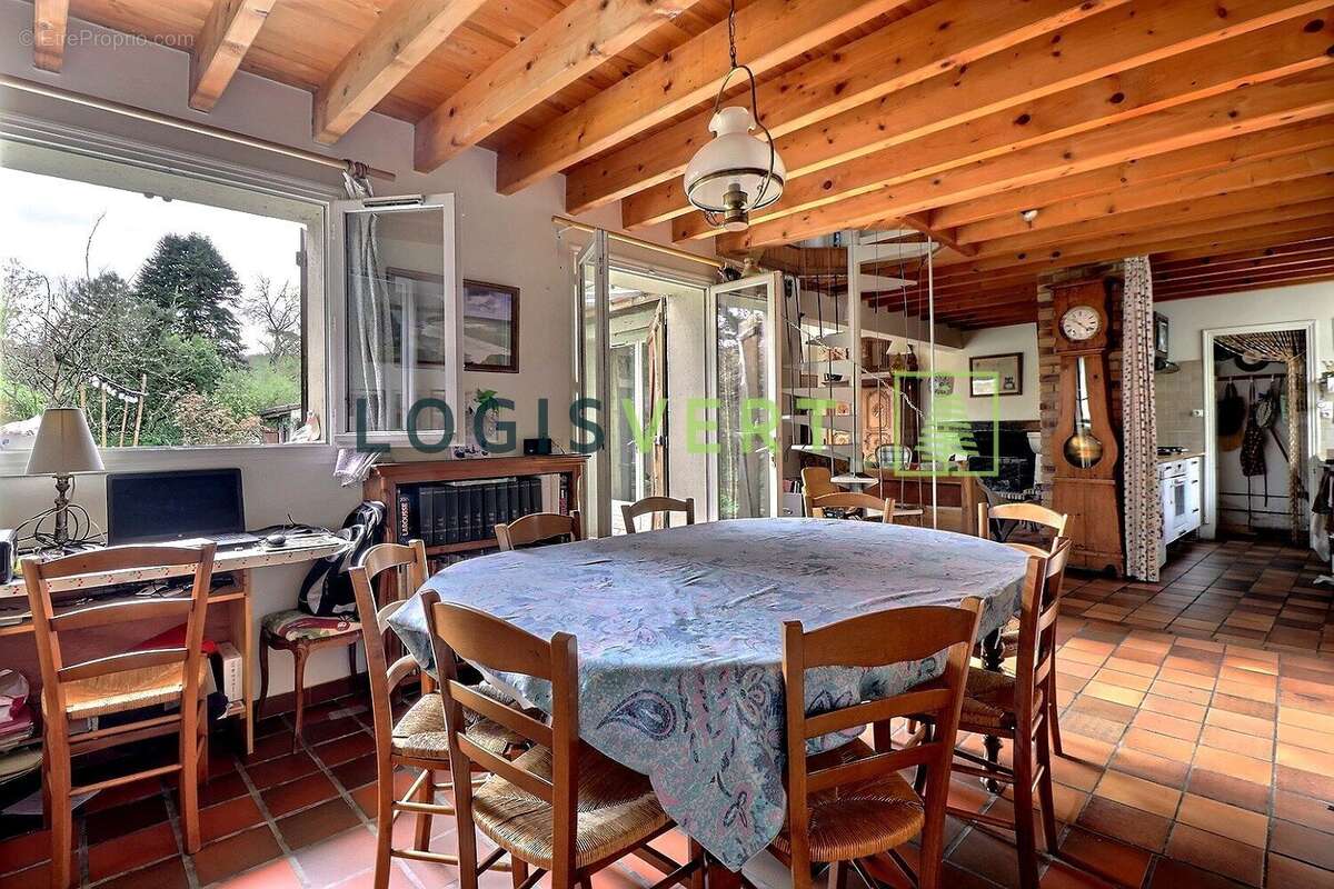 Maison à GIF-SUR-YVETTE