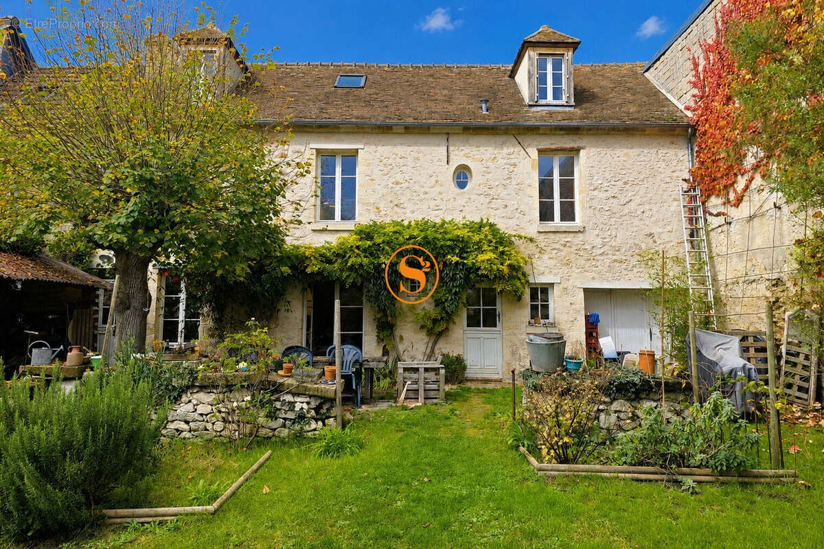 Maison à LAMORLAYE