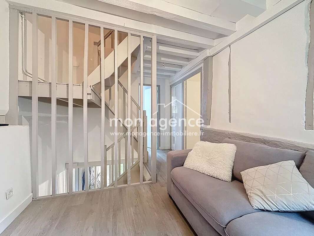 Maison à TOURVILLE-LA-RIVIERE