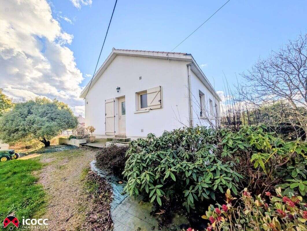 Maison à VENANSAULT