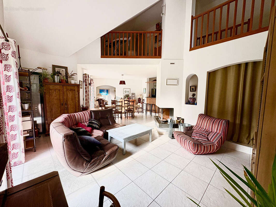 Maison à LA CHAPELLE-SUR-ERDRE