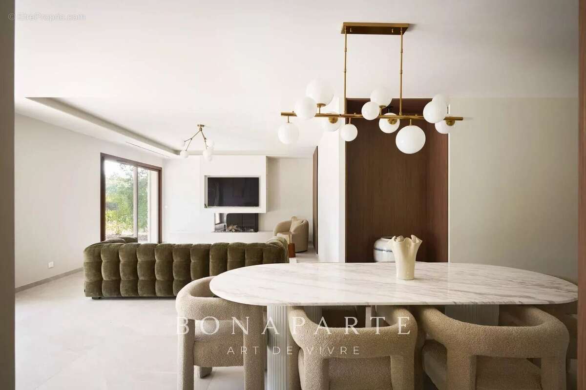 Terre blanche – villa contemporaine neuve de 238 m² - photo 9