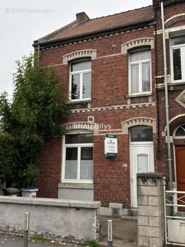 Maison à SIN-LE-NOBLE