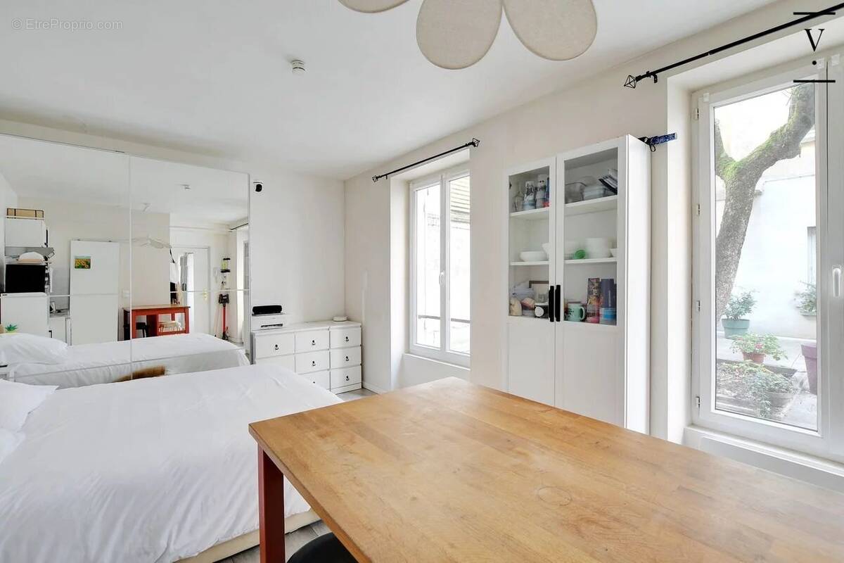 Appartement à PARIS-17E