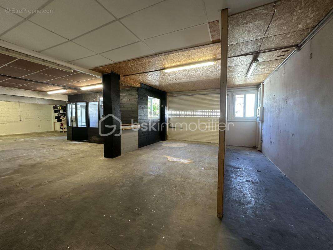  à vendre – local professionnel 145 m² – aix-les-bains quartier liberté - photo 7
