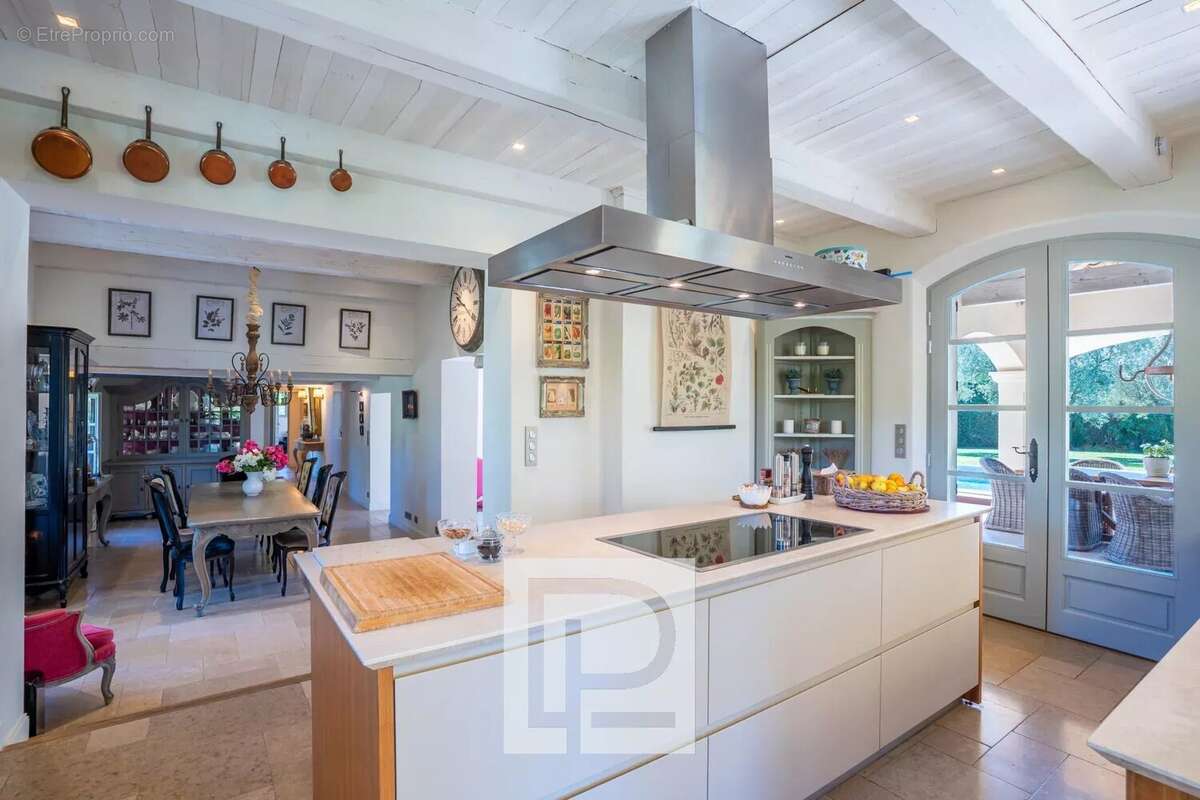 Maison à MOUANS-SARTOUX