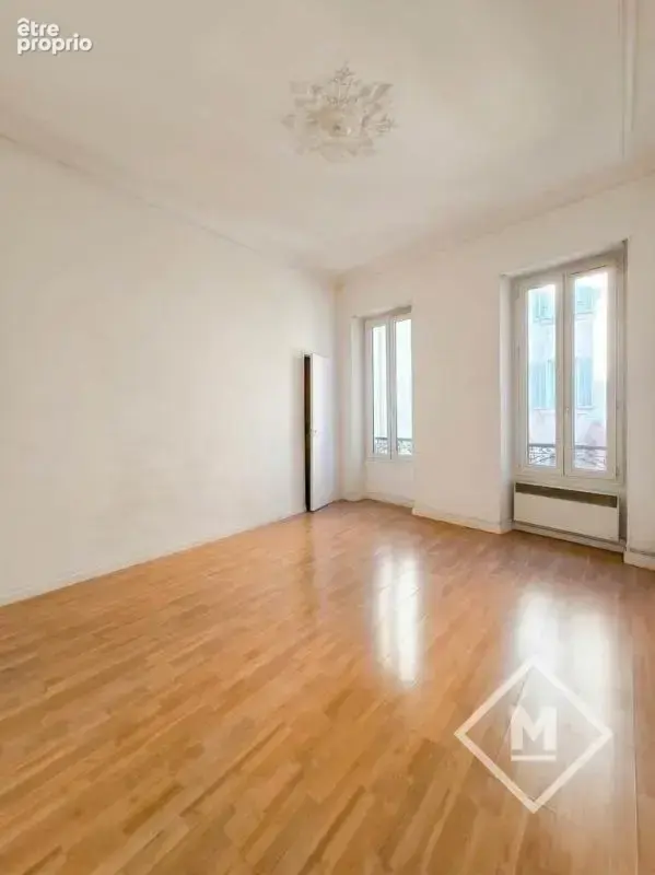 Vente magnifique appartement type 2 de 58m2 avec beaucoup de cachet dans une bel immeuble secteur Paradis Carré d'or 13008 Marse - photo 7