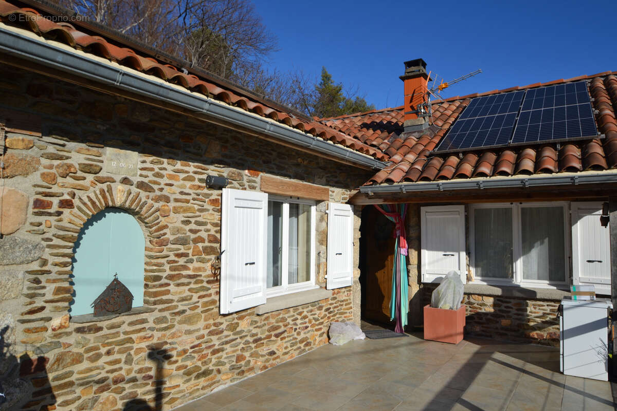 Maison à PONTEILS-ET-BRESIS