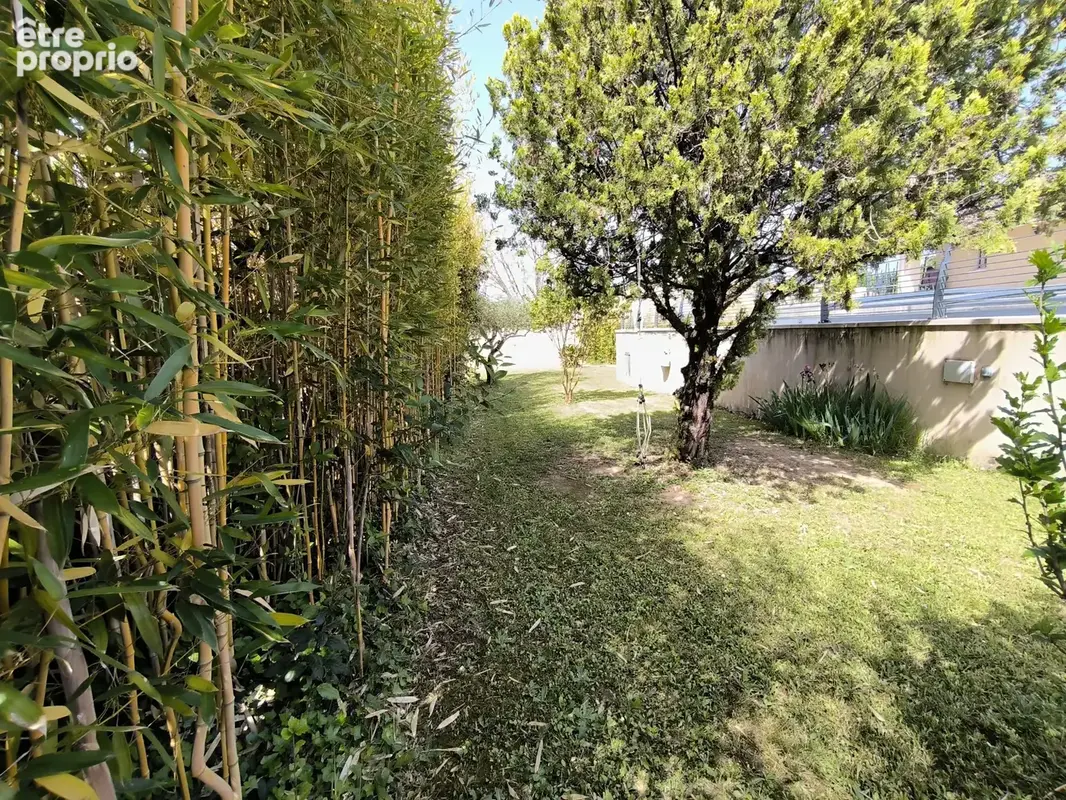 Villa contemporaine de 177m2 avec picsine et garages - photo 31