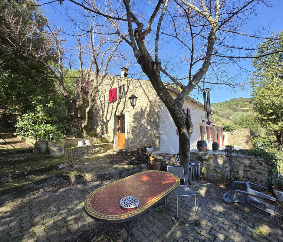 A vendre mas en pierre de 135 m2 habitable - photo 5