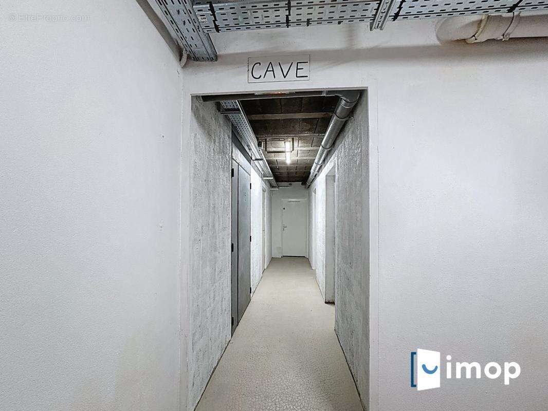 Appartement à VAUX-LE-PENIL