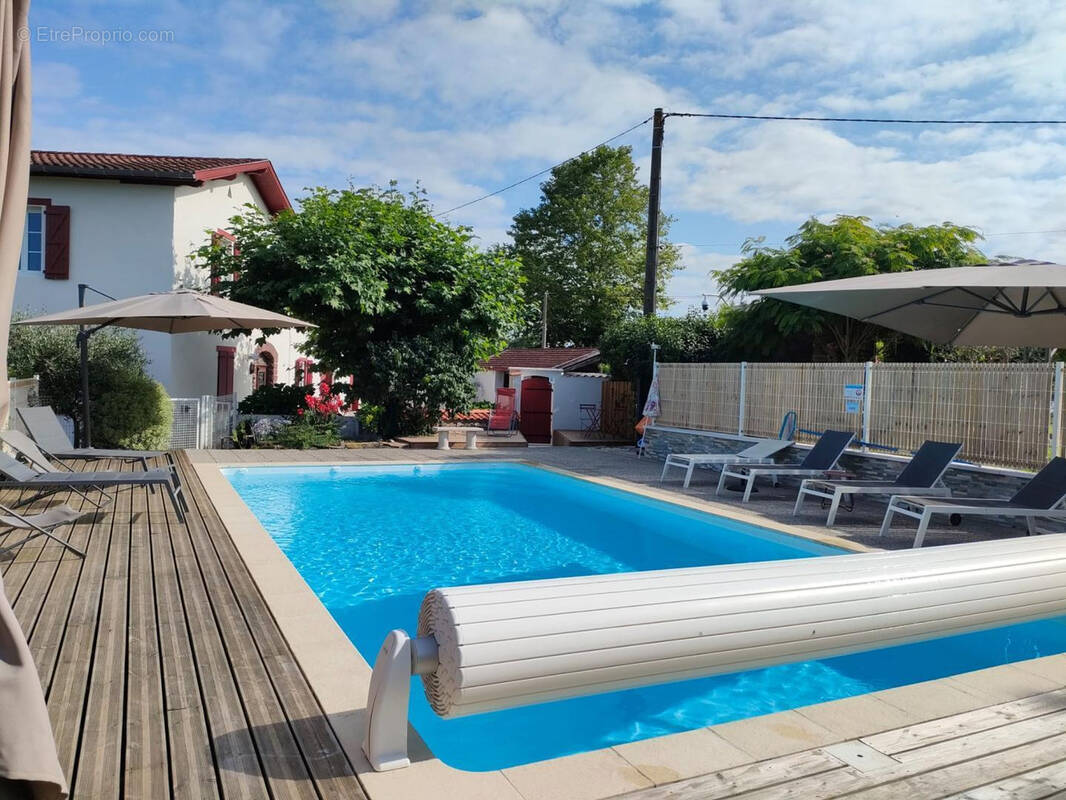 Maison à SAINT-PALAIS