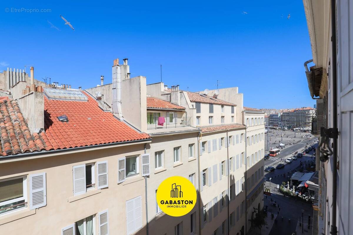 Appartement à MARSEILLE-1E