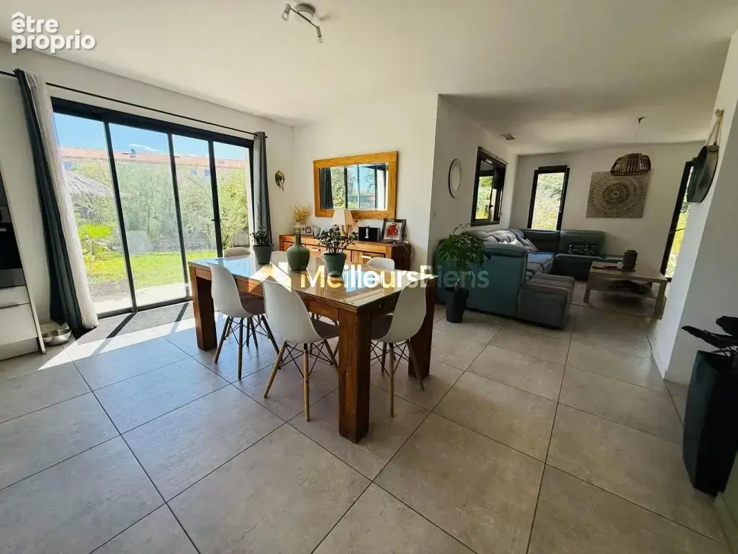 Villa familiale 172m2 avec piscine - photo 9