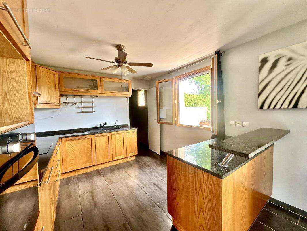 Maison à EGRISELLES-LE-BOCAGE