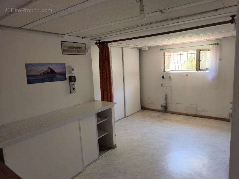 Villa sur sous sol avec 2 terrasses et jardin burlats - photo 14