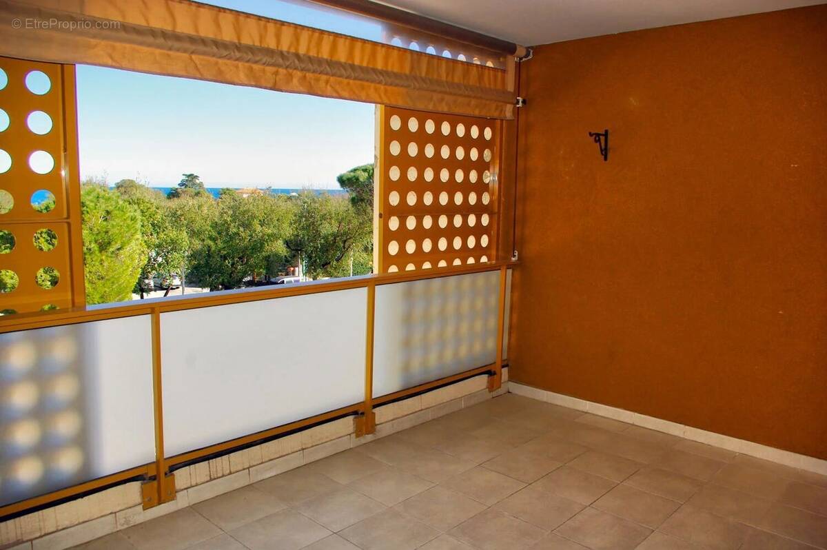 Appartement à FREJUS