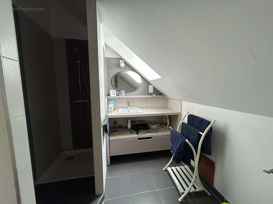 Créhen : Maison en pierres - photo 17