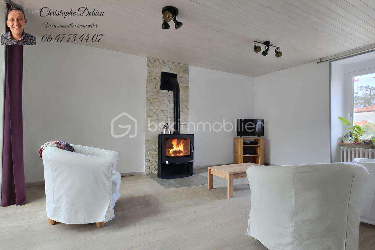 Maison à CHAVAGNES-EN-PAILLERS