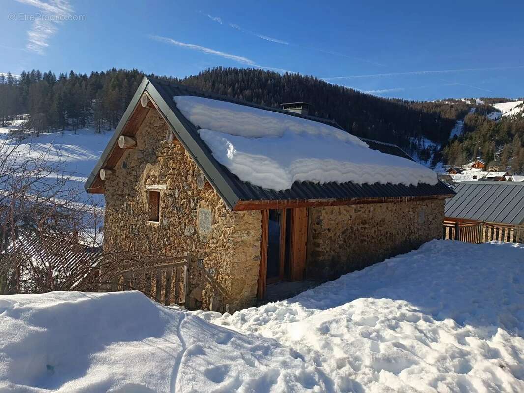 Maison à ROUBION