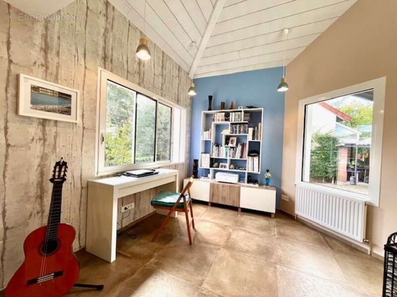 Maison à SAVIGNY-SUR-ORGE