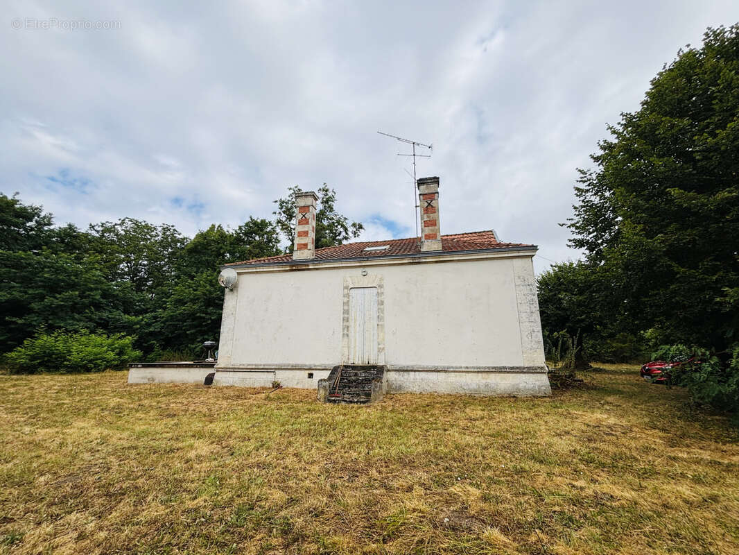 Maison à CHENAUD