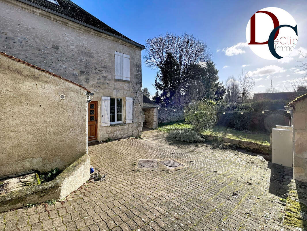 Photo 2 - Maison à SENLIS