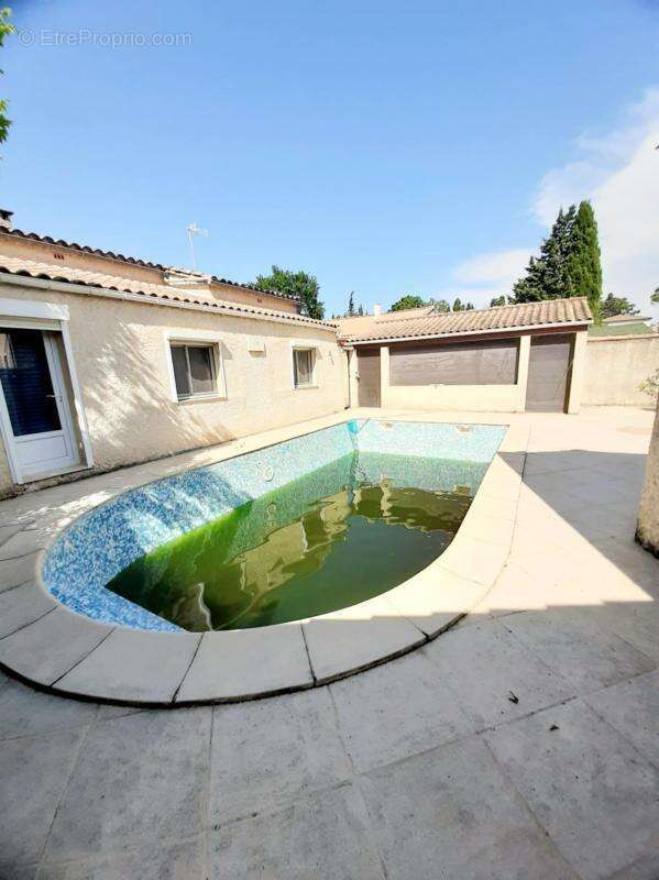 Maison à JONQUIERES