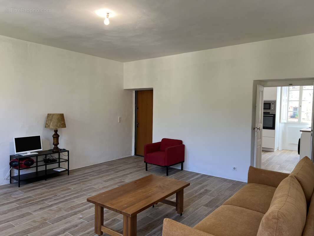 Appartement T3 74m2 centre village - photo 8
