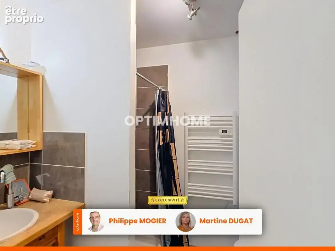 Saint-yorre – ensemble immobilier avec local commercial et deux appartements loués - photo 7