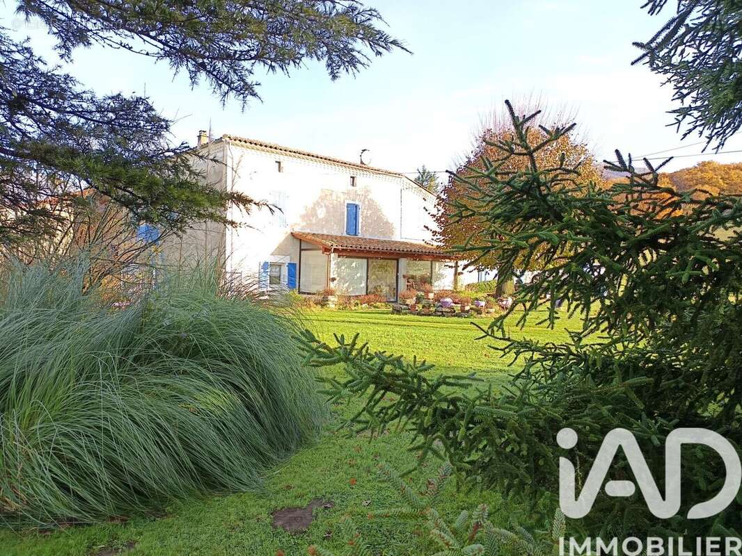 Photo 2 - Maison à BOURDEAUX