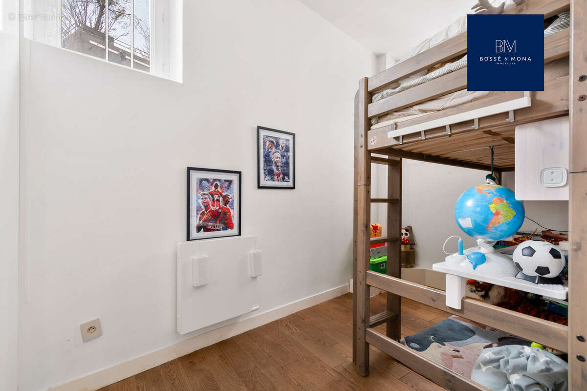 Appartement à PARIS-9E