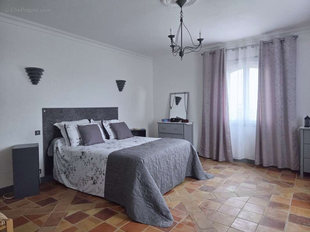 Maison T5, vue Pyrénées et piscine - photo 6